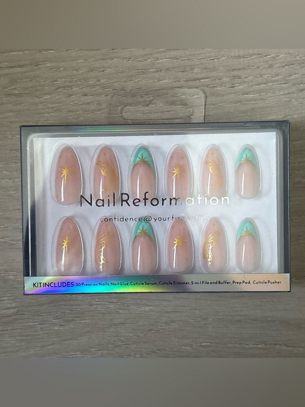 Nail Reformation Mint Starburst Press-On Nails - Nude Pink
